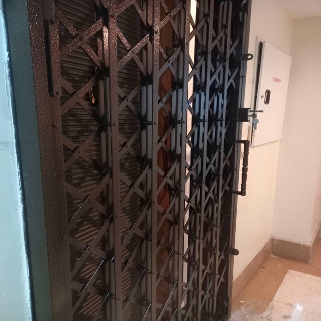 قیمت حفاظ آکاردئونی کم جا راهرو بر اساس مشخصات پروژه