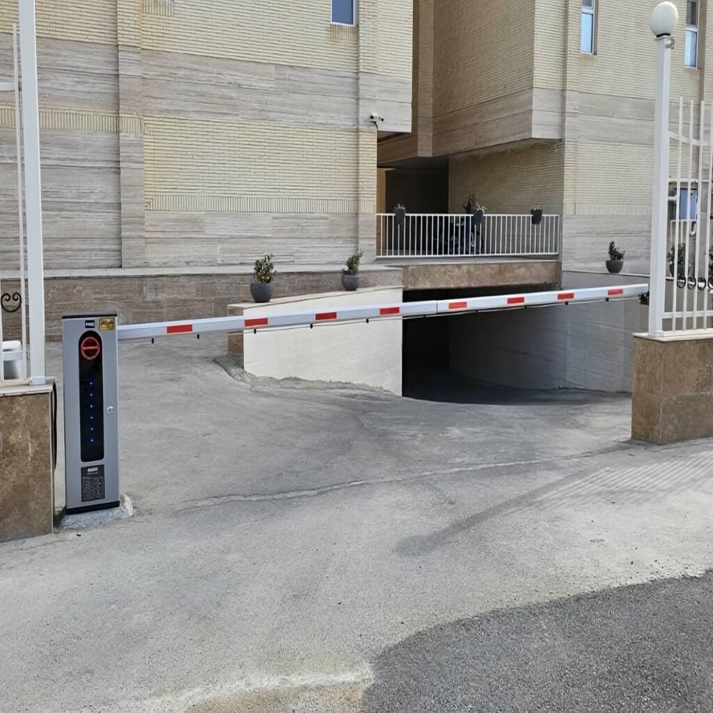 خرید فتوسل راهبند ایمنی خودرو با بررسی پروژه