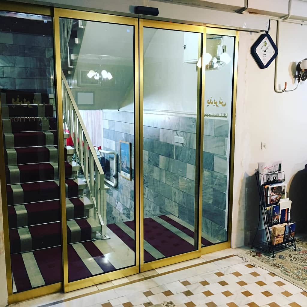 فروش درب اتوماتیک فریم دار دوطرفه با اپراتور پرتردد