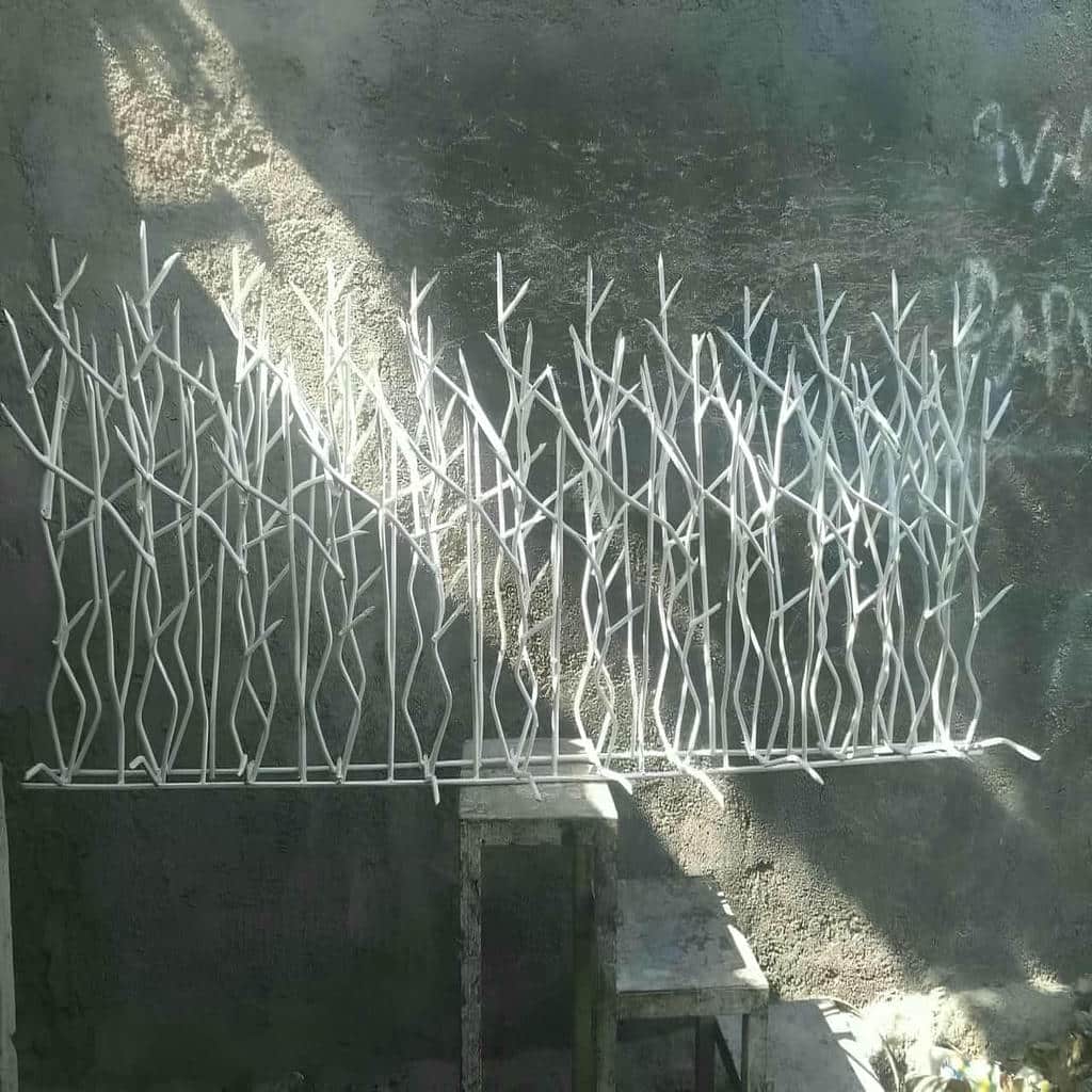 ساخت حفاظ شاخ گوزنی آبشاری متناسب با عرض دیوار