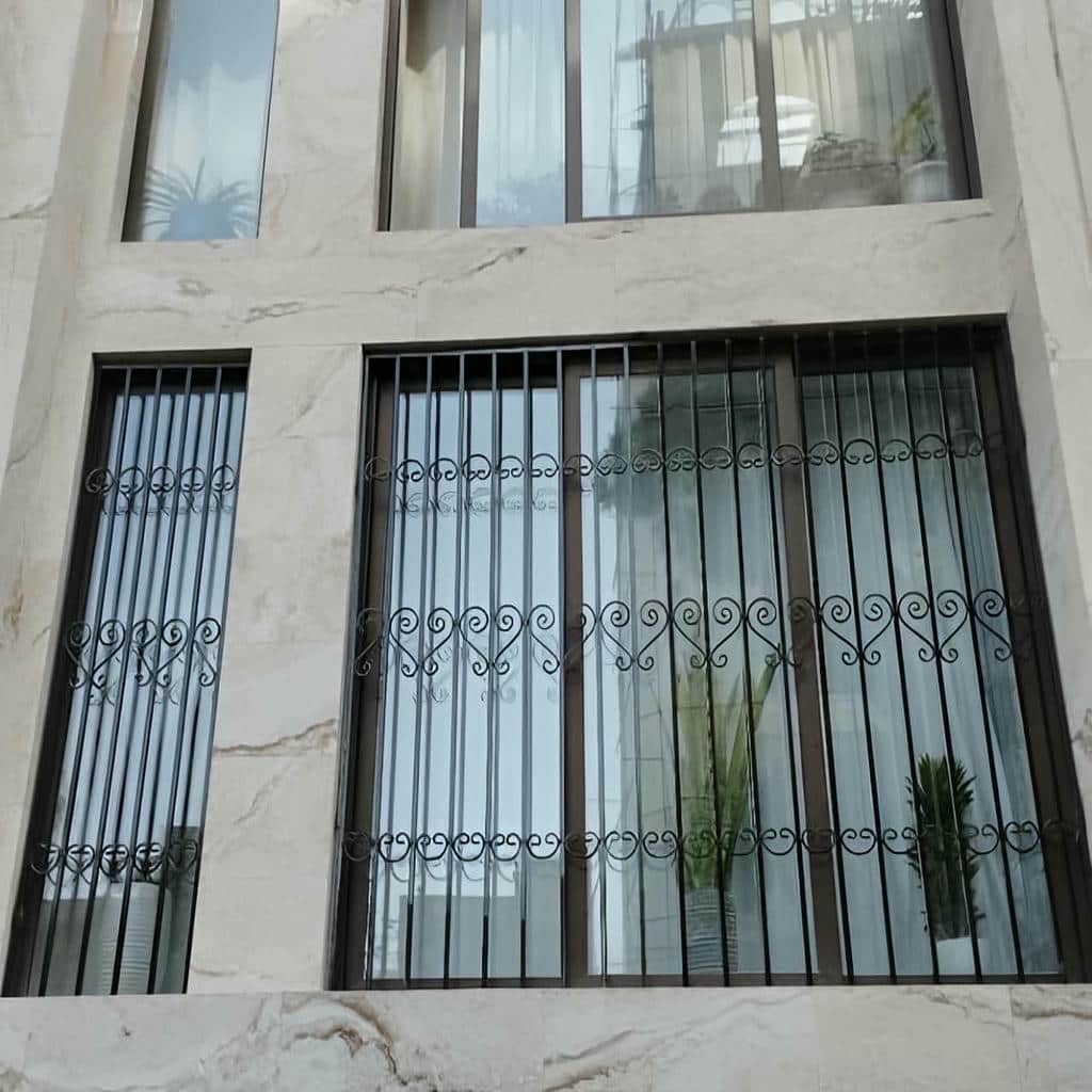 قیمت حفاظ پنجره مدرن شبکه هندسی با تراکم سفارشی