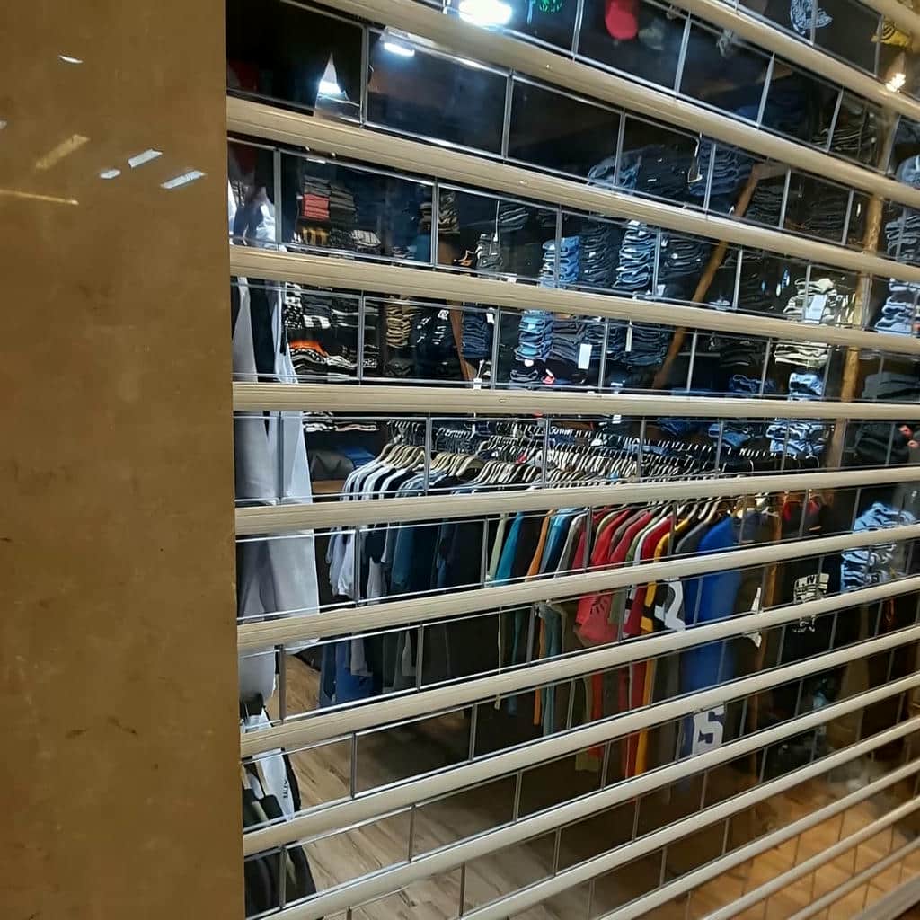 قیمت کرکره برقی ضد سرقت فروشگاهی براساس مشخصات پروژه