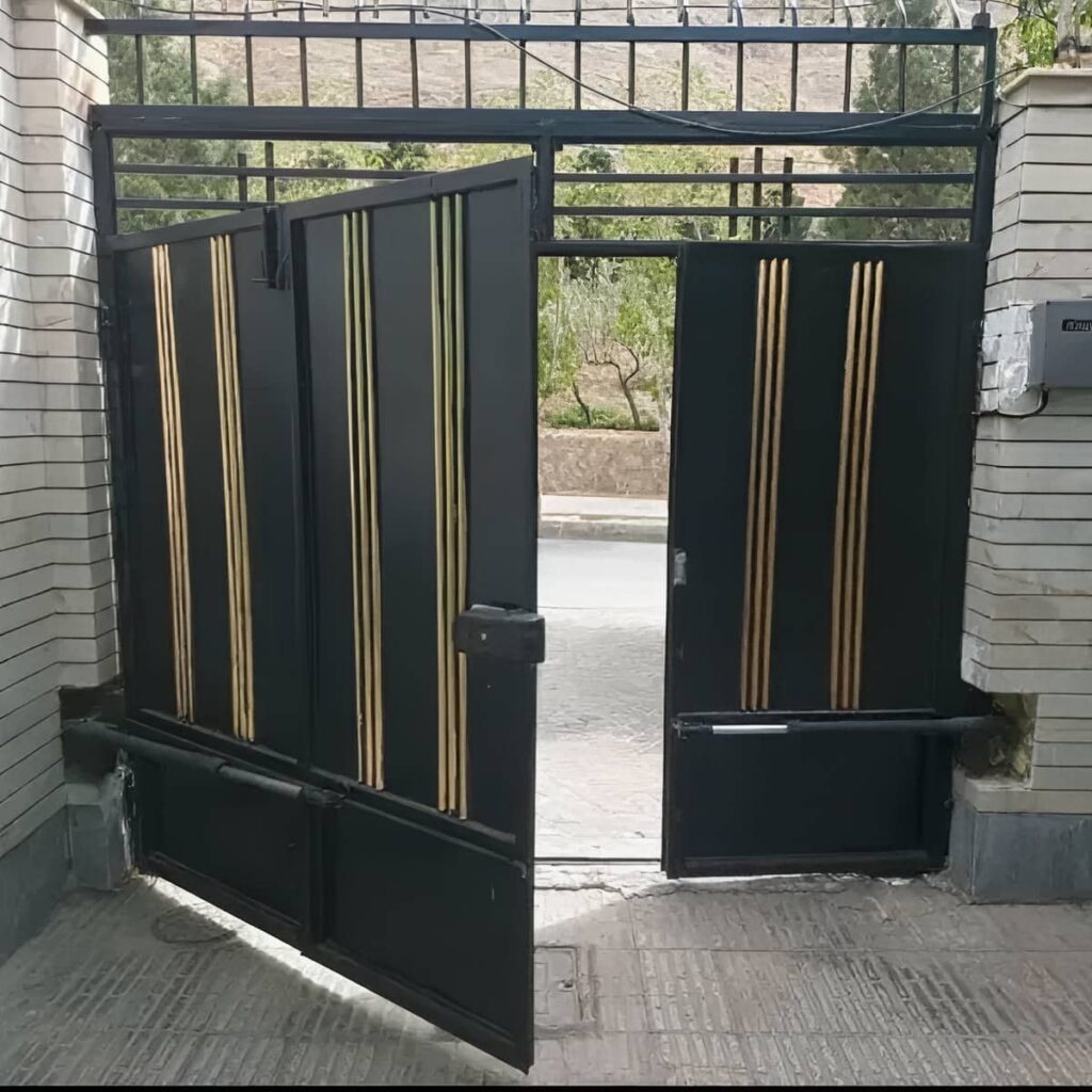 قیمت ریموت درب پارکینگ کد لرنینگ با قاب فلزی