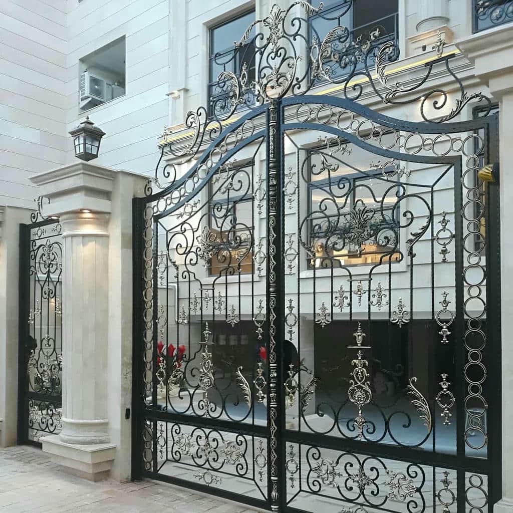 خرید درب فلزی طرح چوب ورودی برای دهانه باریک