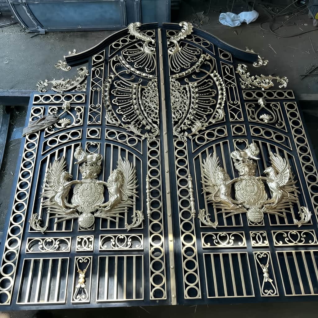 خرید درب پارکینگ مینیمال خطی بر اساس شرایط پروژه