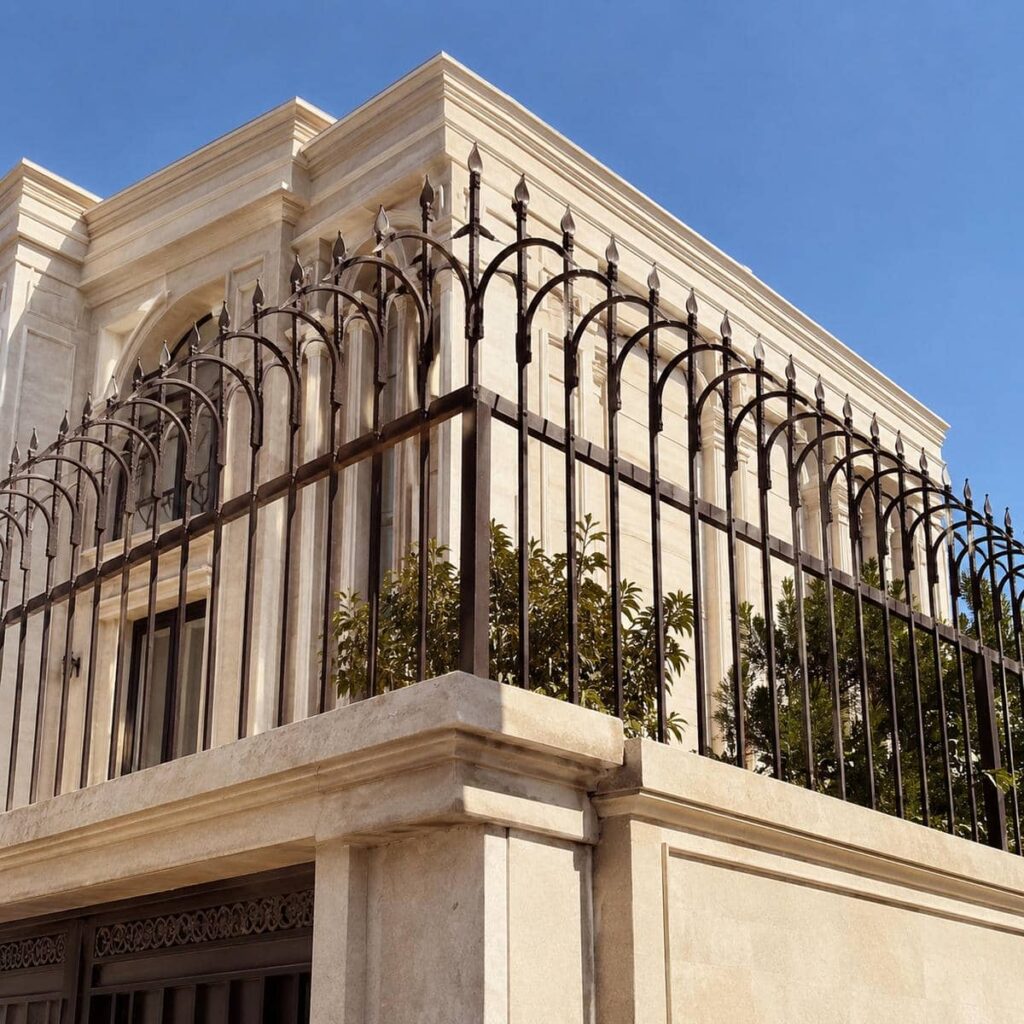 فروش حفاظ دیوار فلزی ردیفی طرح قاب‌دار