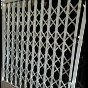 درب آکاردئونی آپارتمان فلزی با طراحی کشویی
