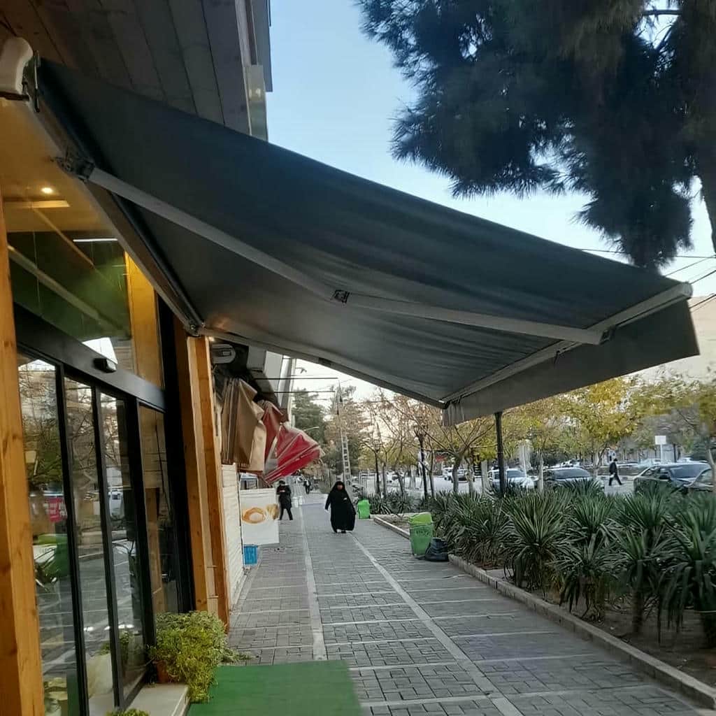 سایه بان تاشو ورودی