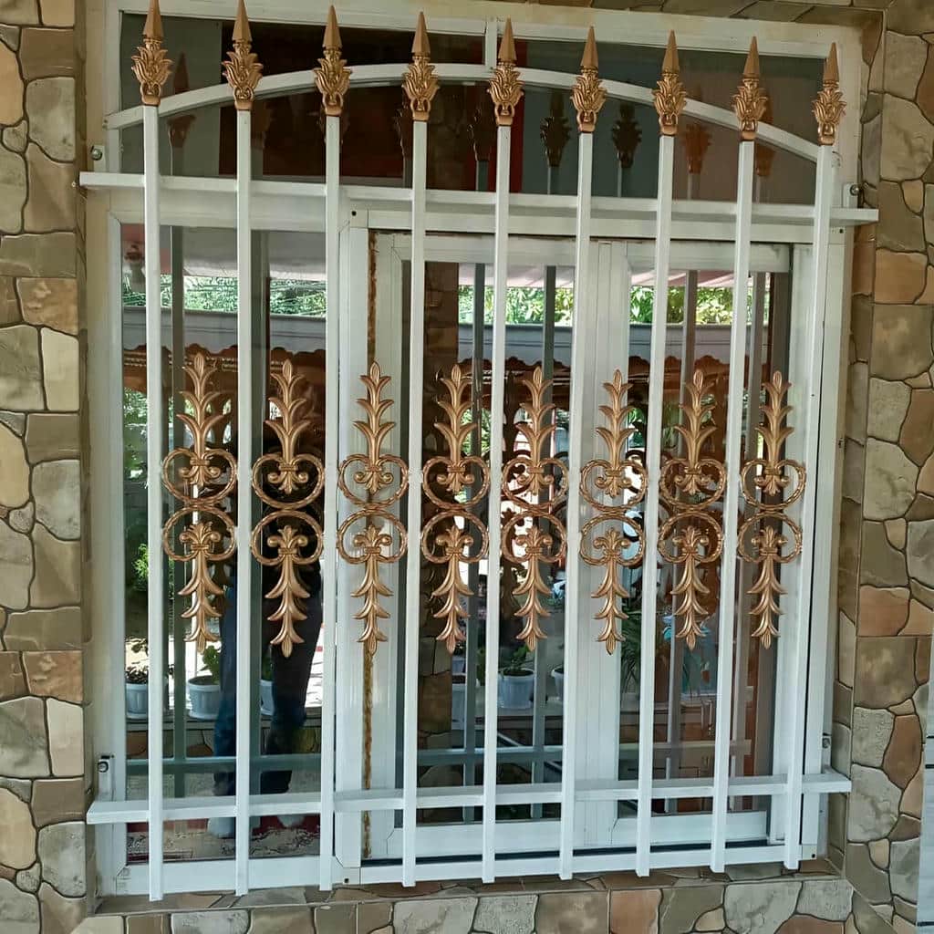 طراحی ساده حفاظ نما