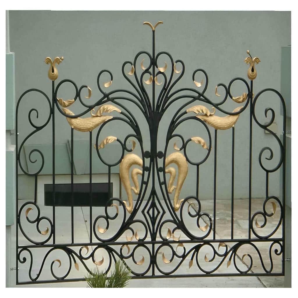 حفاظ پنجره فرفورژه فضای کم عرض