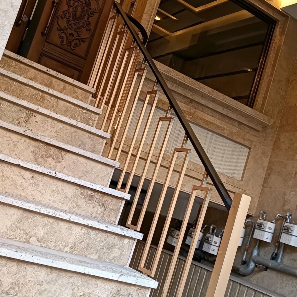 نرده تراس با طراحی ساده