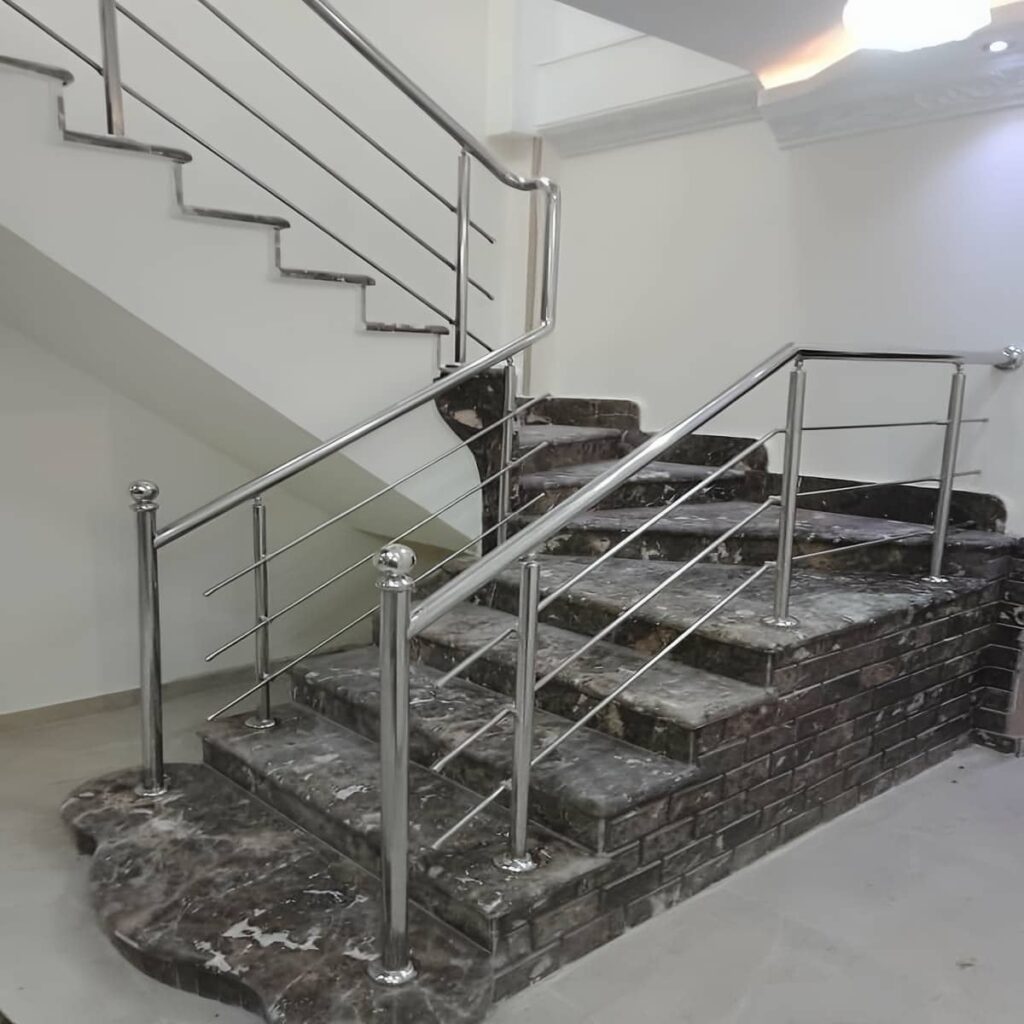 نرده استیل بالکن مدرن