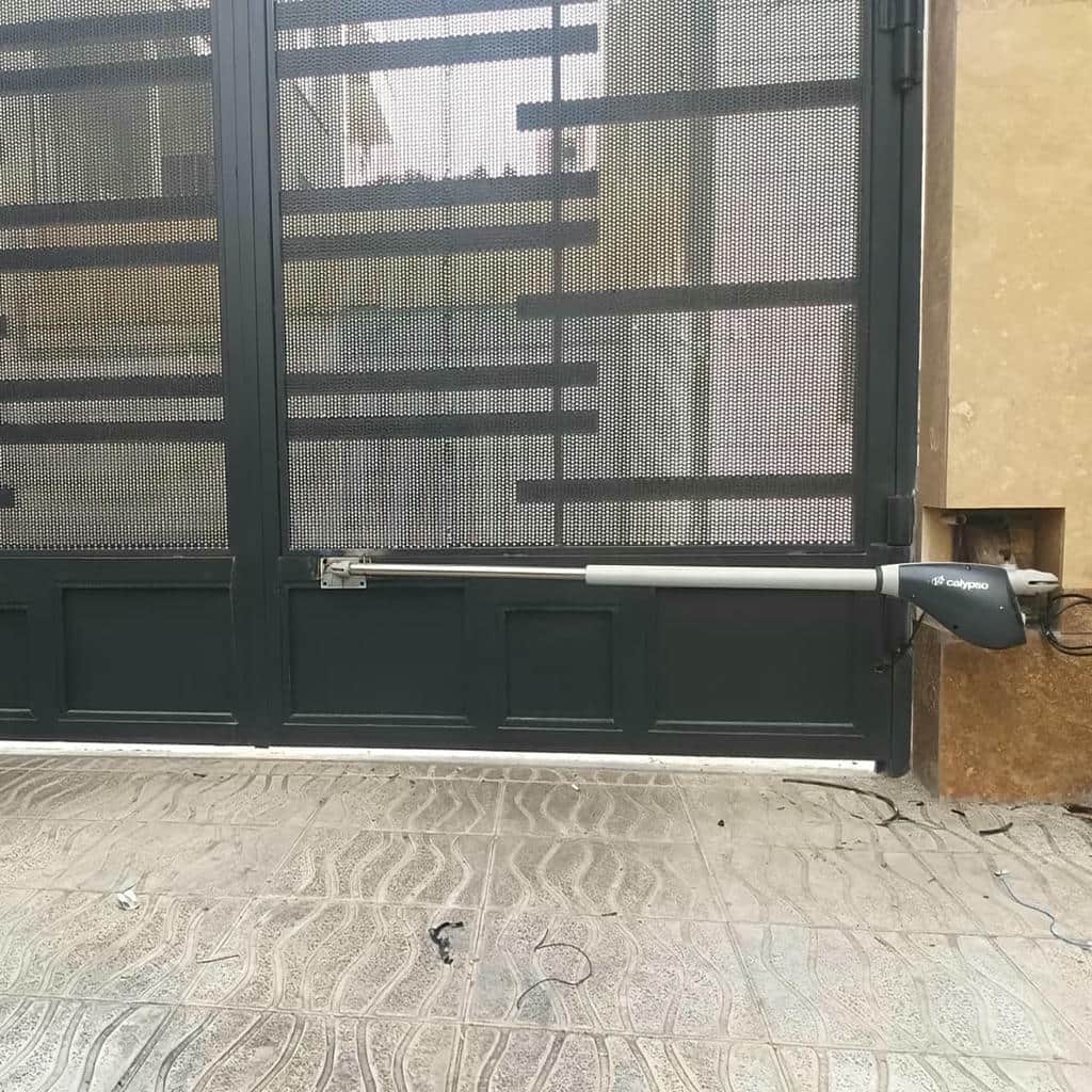 جک درب پارکینگ فلزی