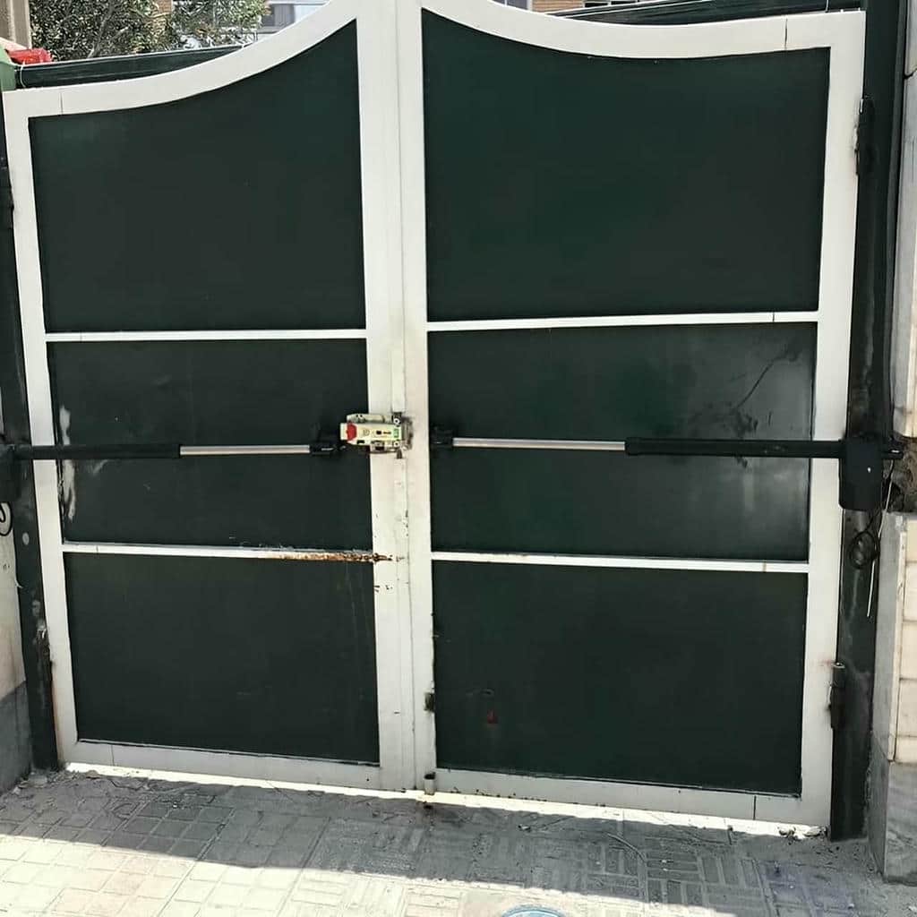 جک ریلی درب حیاط جک ریلی درب حیاط