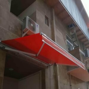سایبان برقی زیتونی بالای سکوی نهال استان قزوین